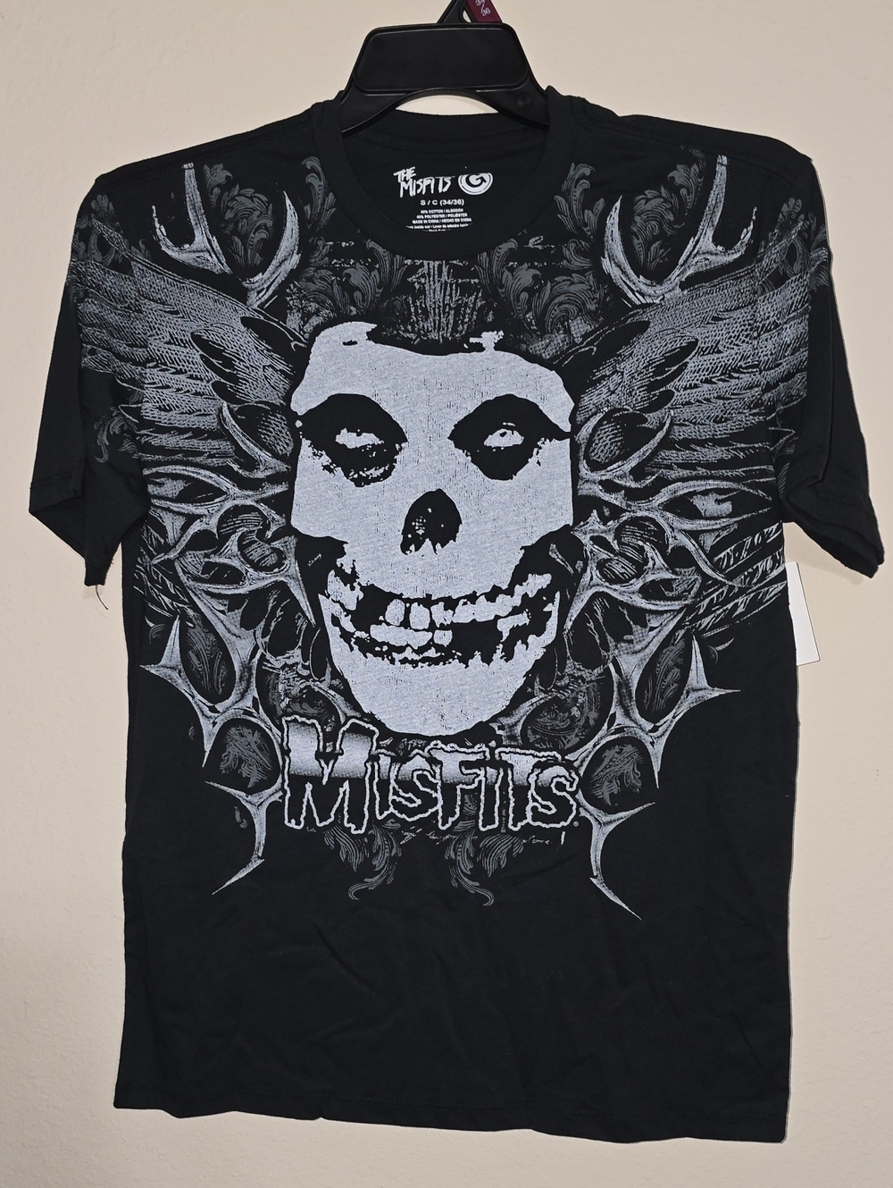 NWT Mens The Misfits Black Graphic Skull Tee Multiple Sizes Available